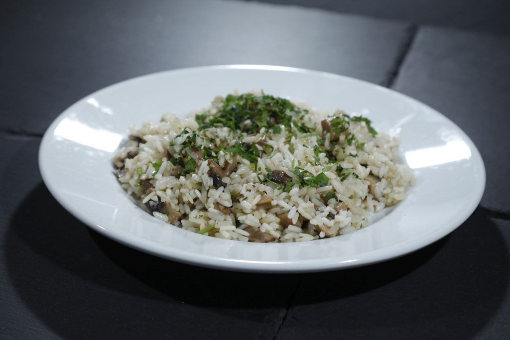 Orez cu ciuperci POST Cantina On Set